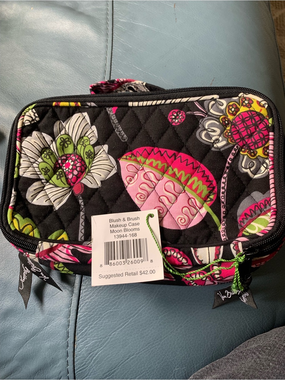Vera Bradley Blush & Brush Quilted Makeup Case in Moon Blooms, Brand NEW w/Tags